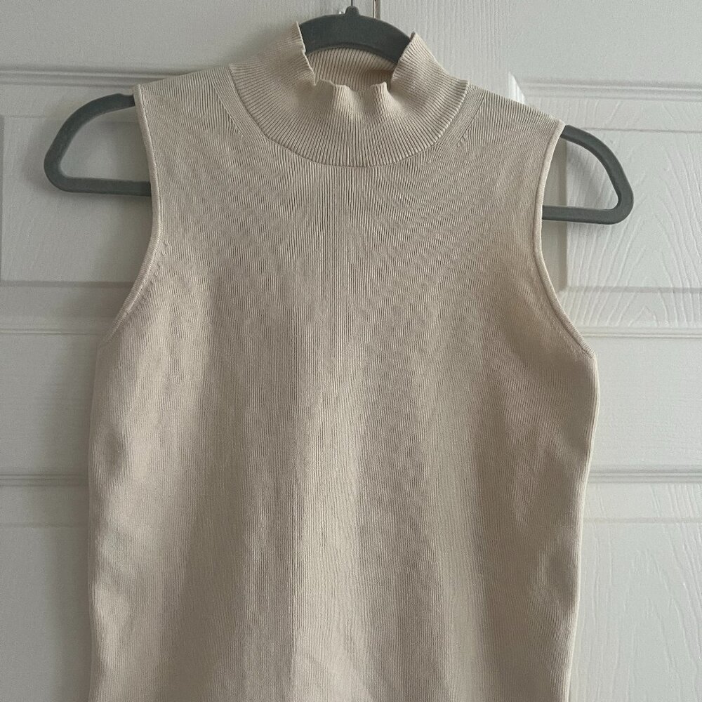 Banana Republic Mock Neck Sweater Tank, Cream, Sz S